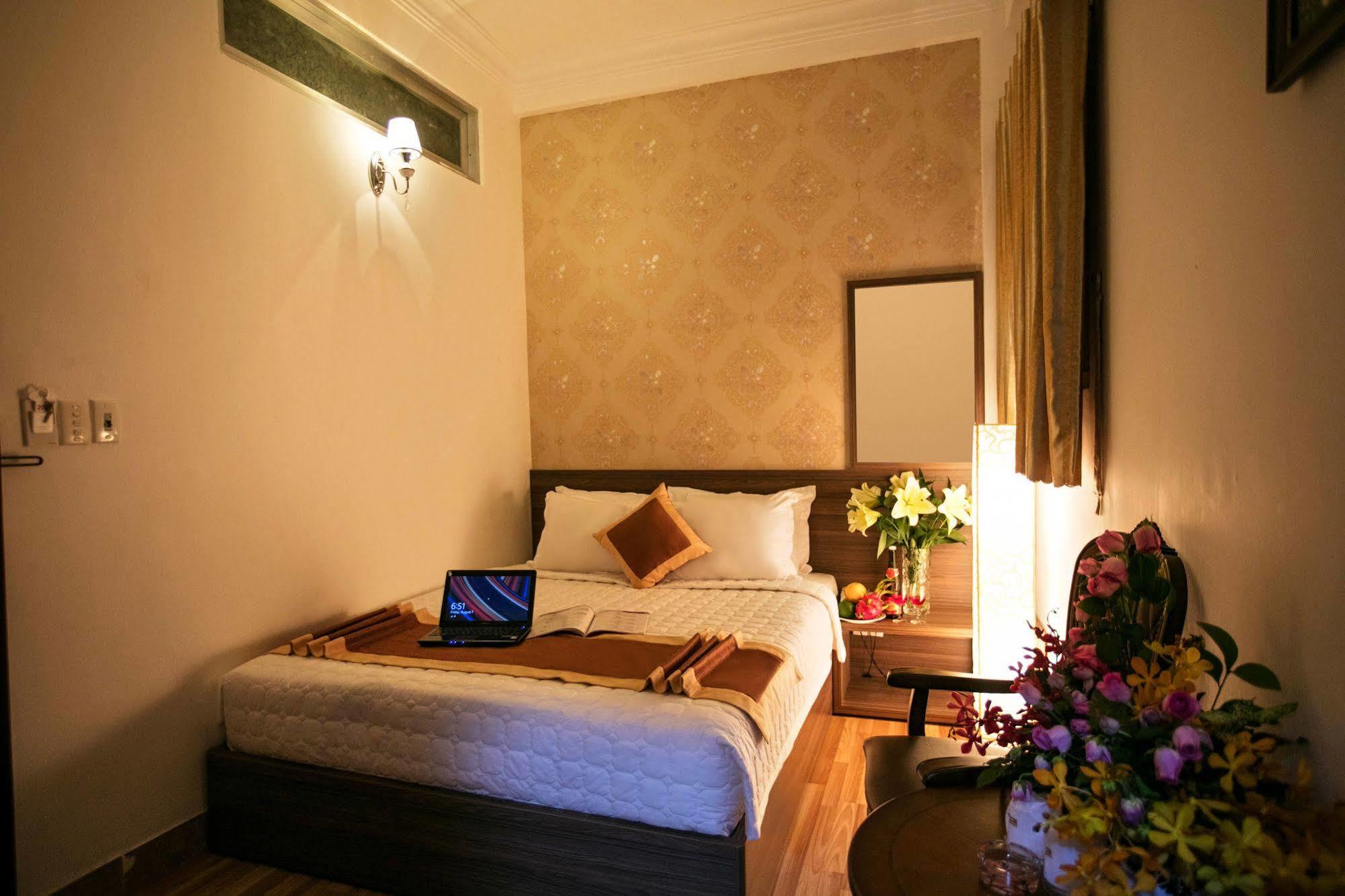 Rosa Centre Hotel 3*