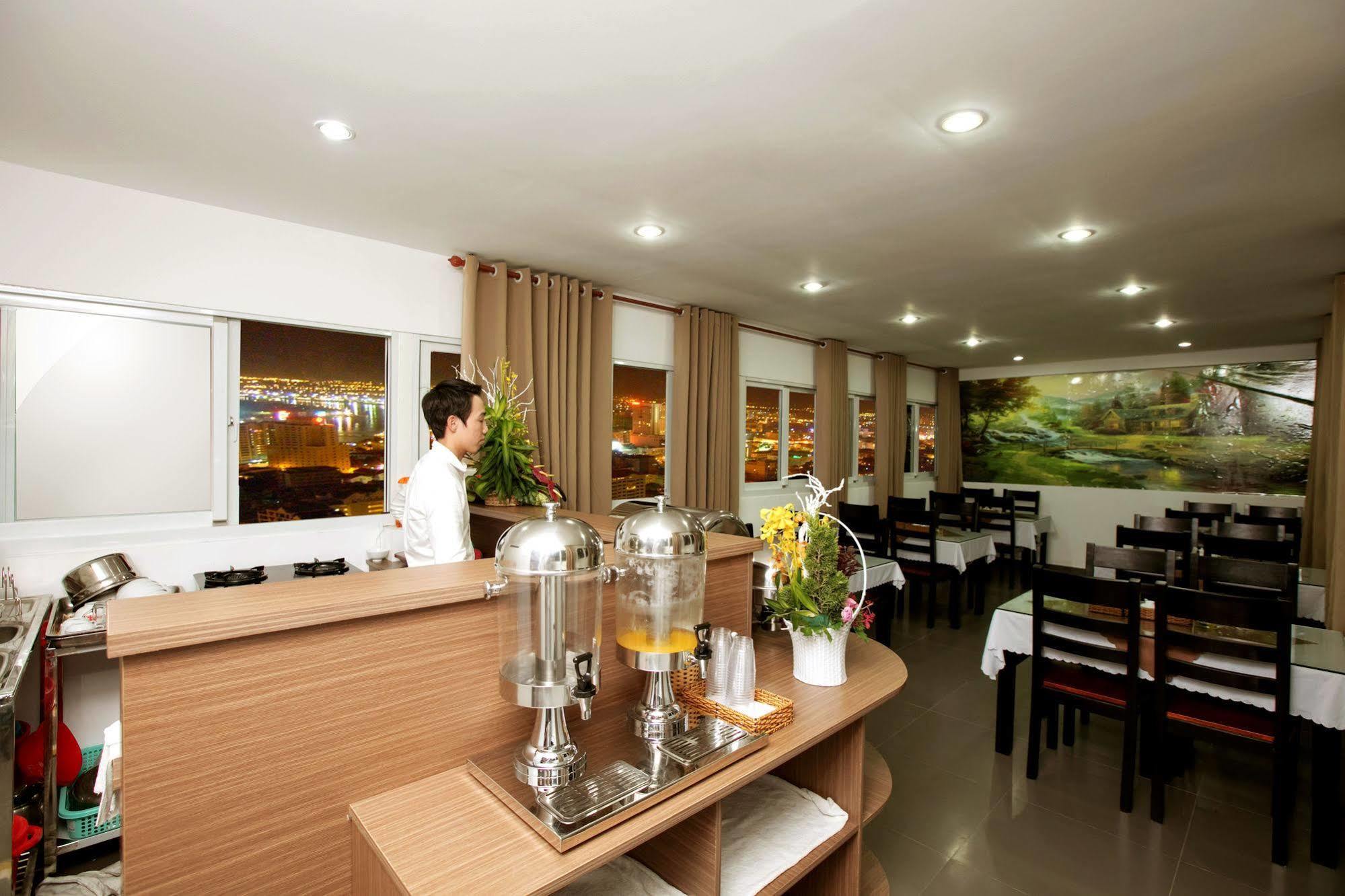 Rosa Centre 3*