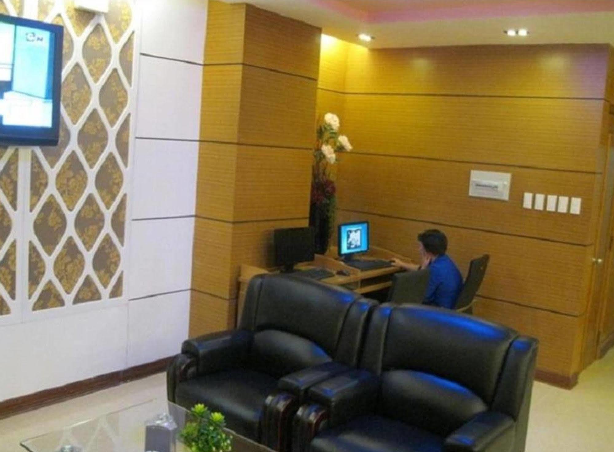 Hotel Amory Ben Thanh 4*