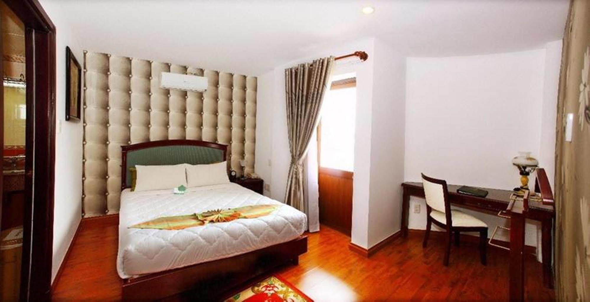 Universe Saigon Hotel Ho Chi Minh City