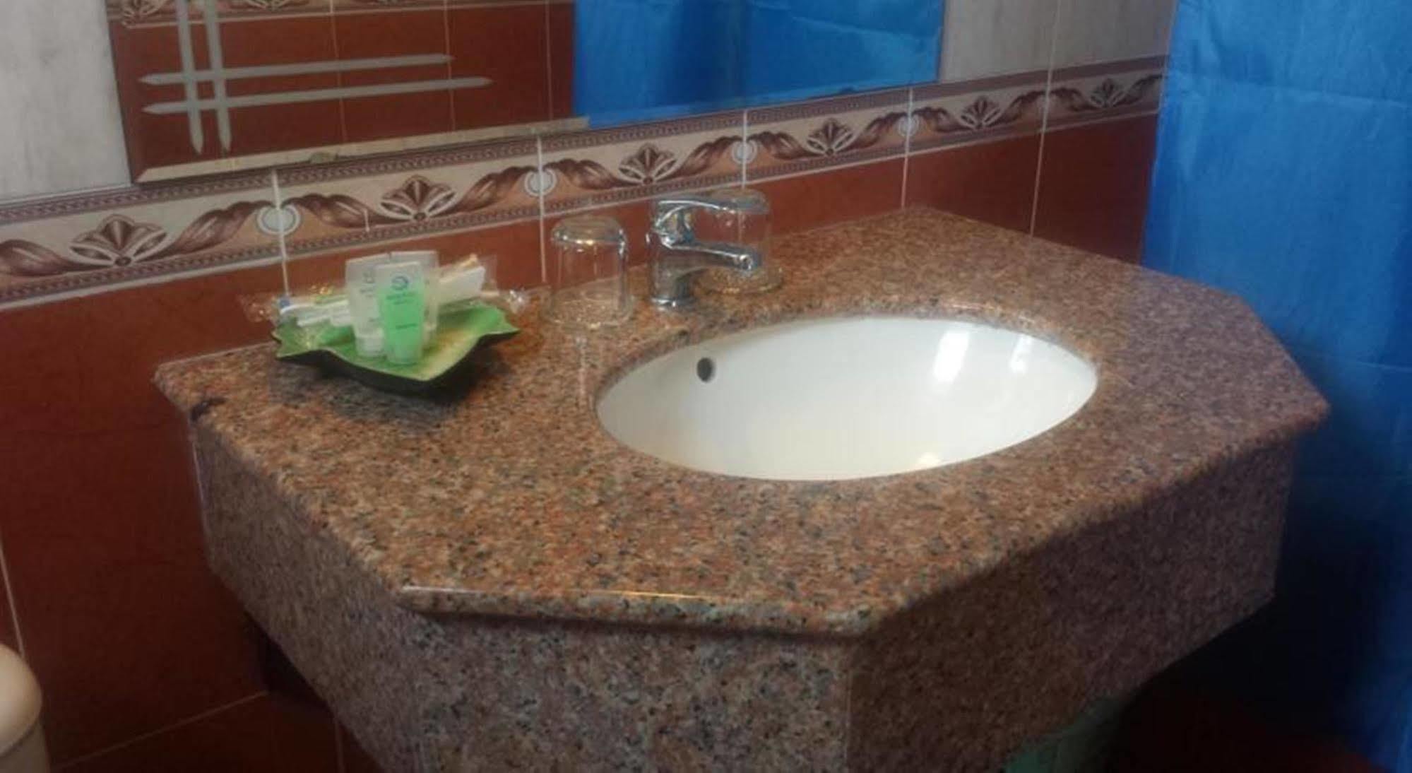 Hotel Universe Saigon