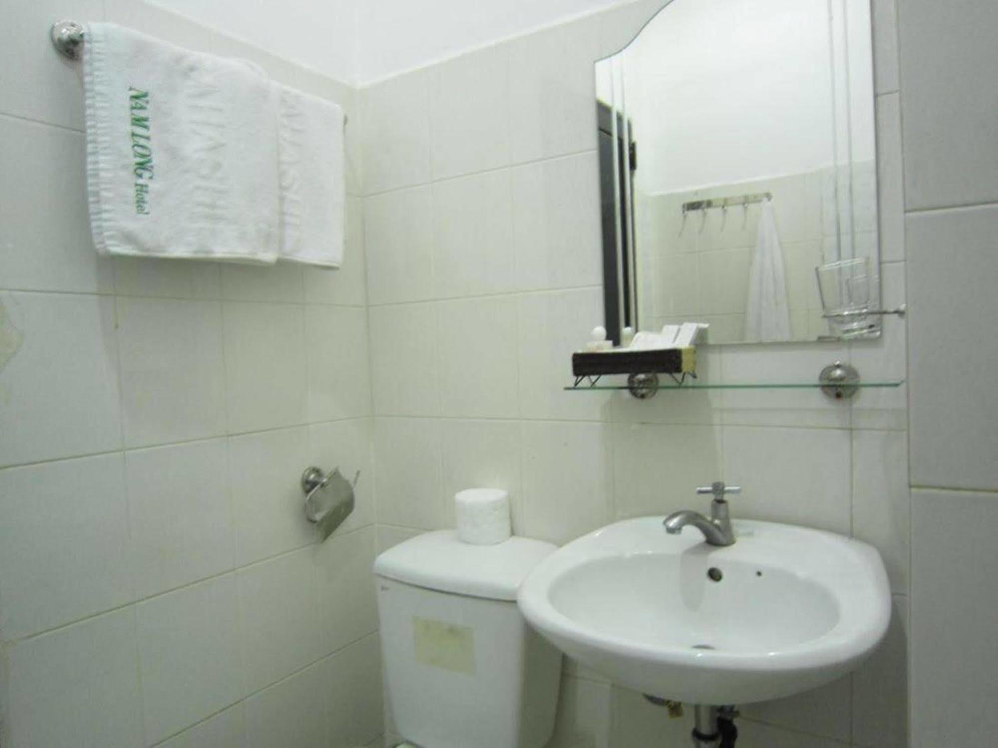 Khách sạn New Legend 2*
