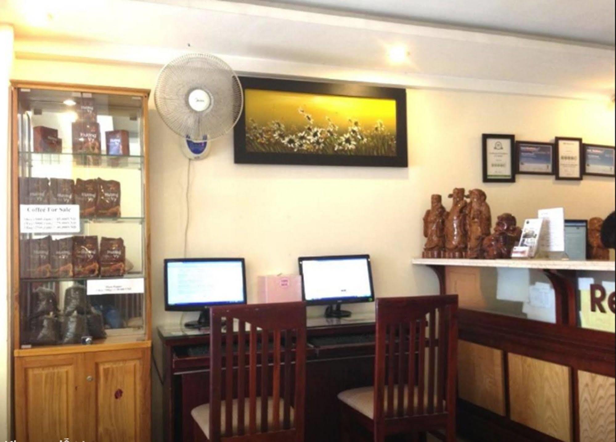 Hotel Oyo 438 Small Bay *