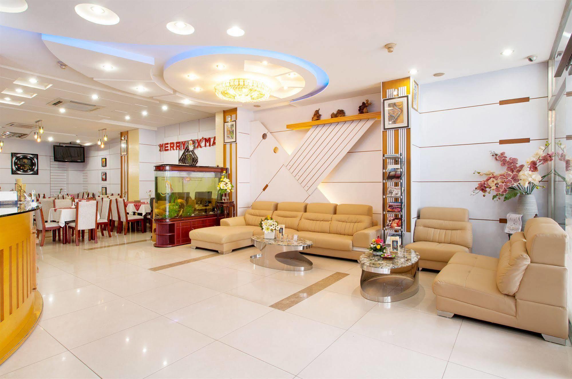 Cozy Midnight Khách sạn TP. Hồ Chí Minh