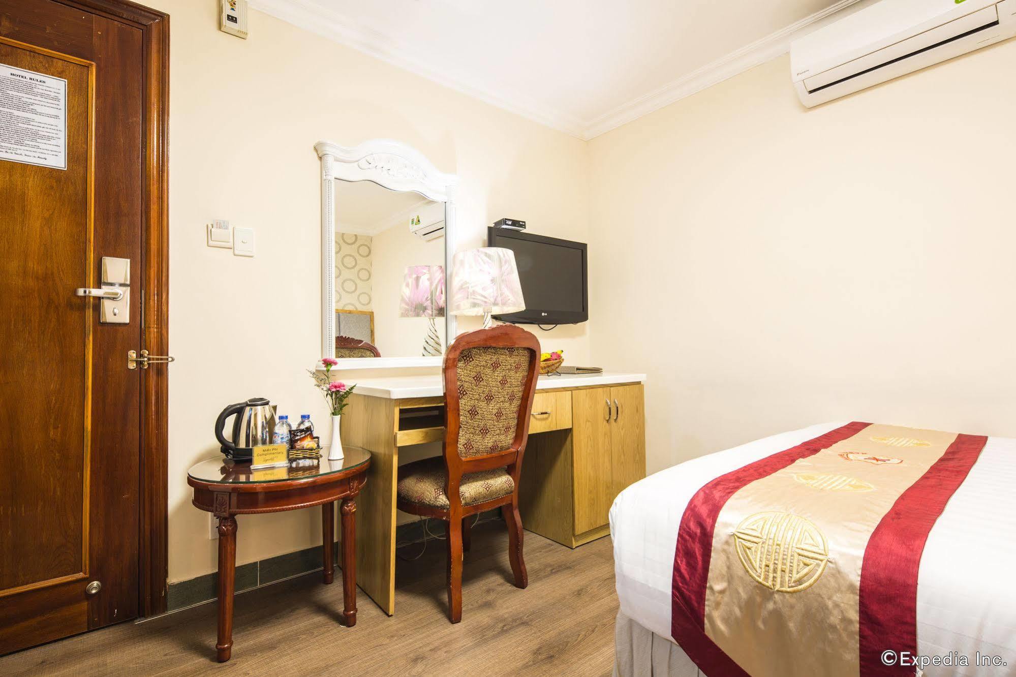 Cozy Midnight 4* TP. Hồ Chí Minh