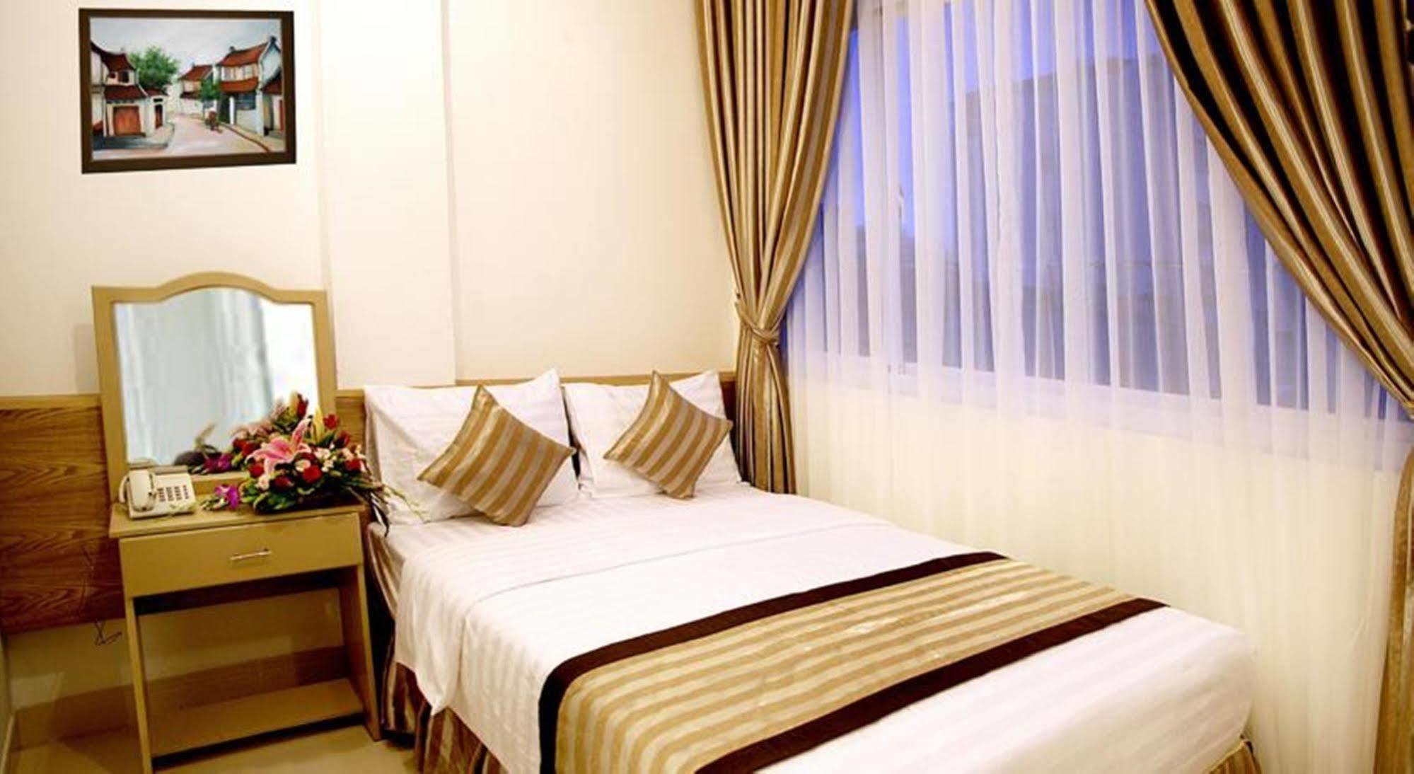 New Sunny Hotel 2*