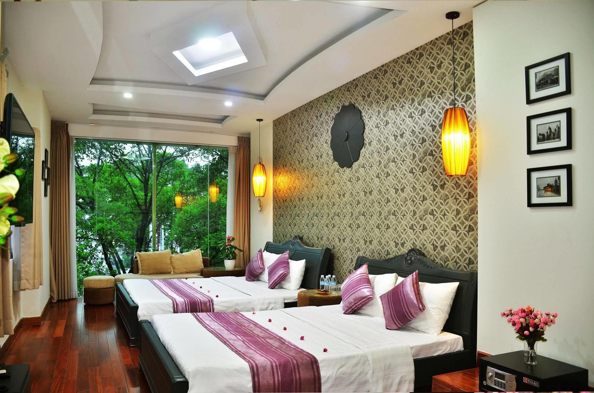 Sense Legend And 2* Ho Chi Minh City
