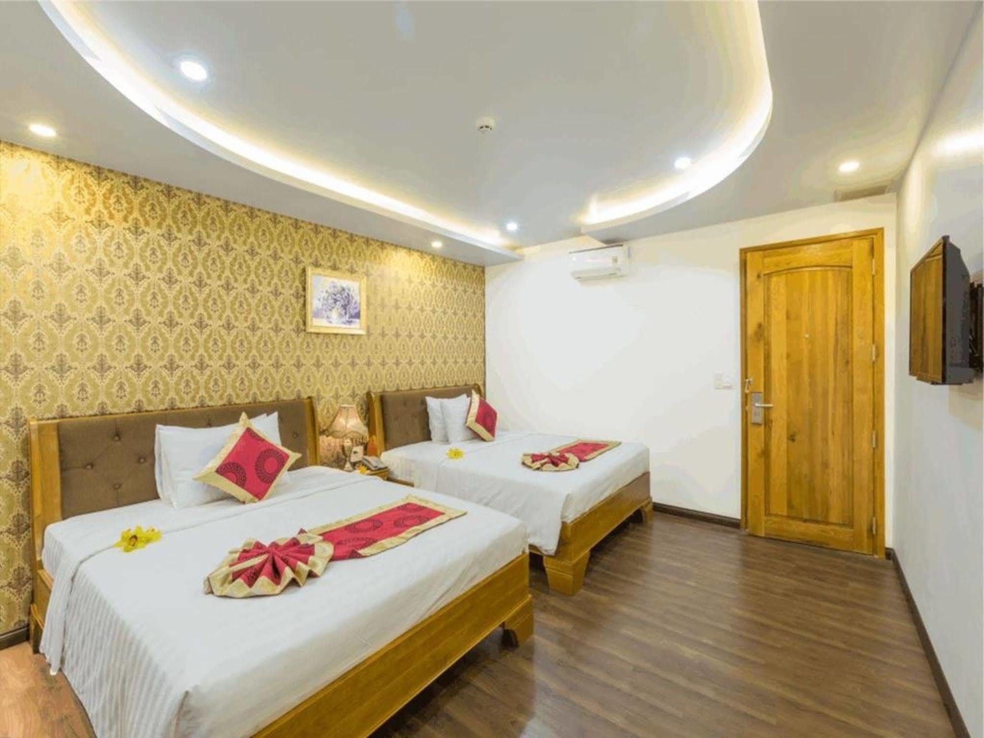 Hotel The Airport Ho Chi Minh City