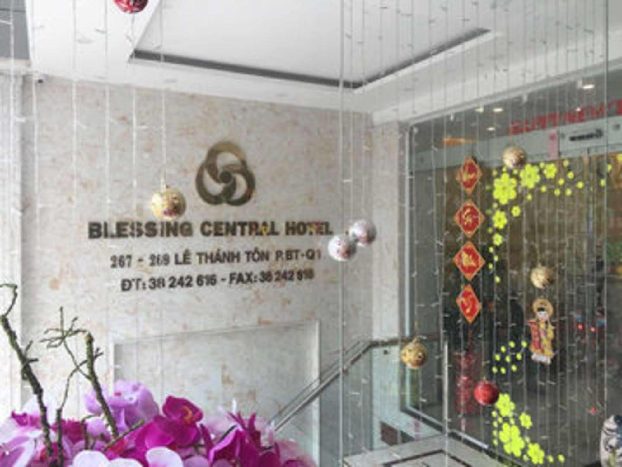 Ruby Saigon - Le Thanh Ton 3*