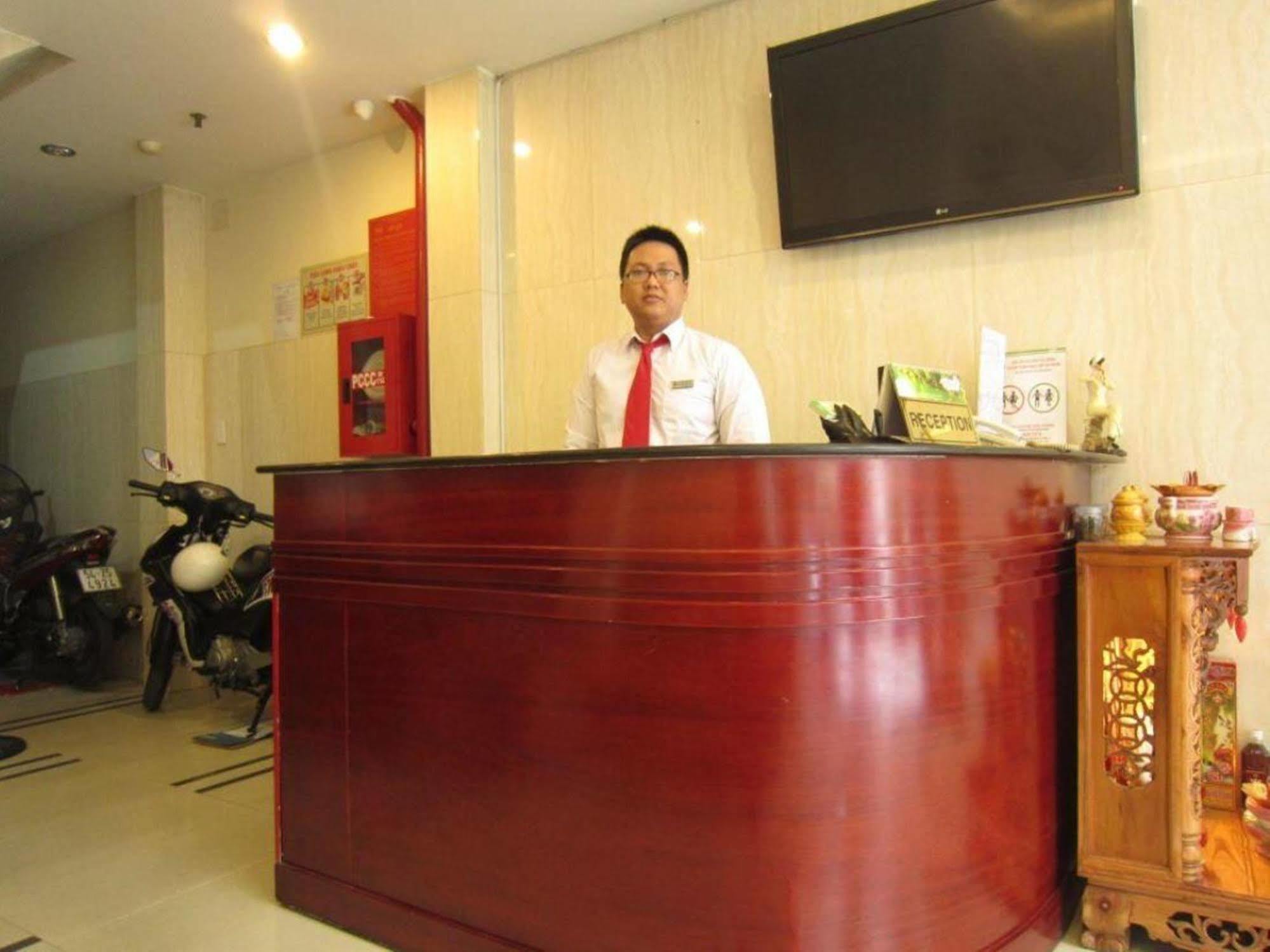 Hoang Hoang Hotel