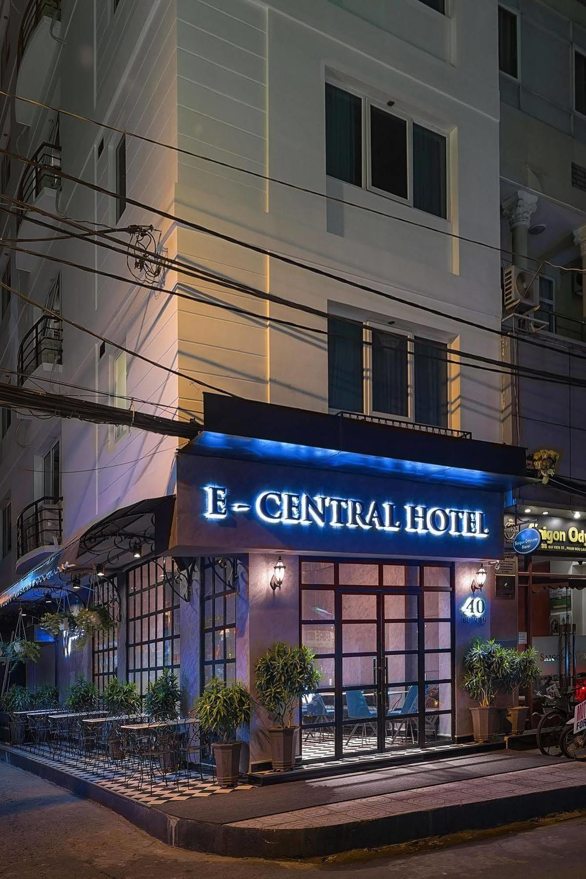 Hotel Ccentral Bui Vien 3*