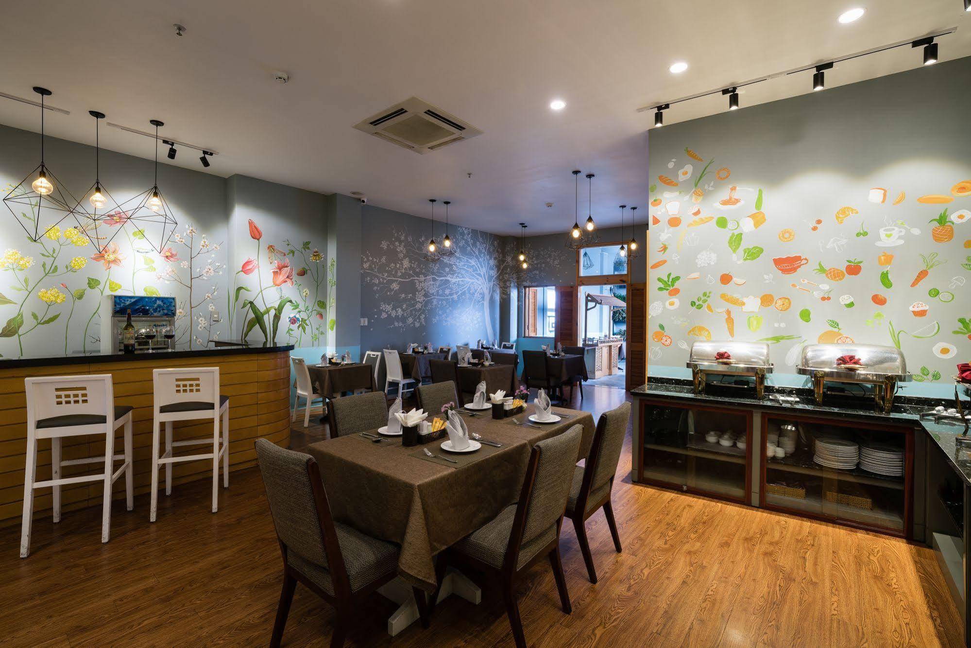 Hotel Asian Ruby & - 122f Bui Thi Xuan Street