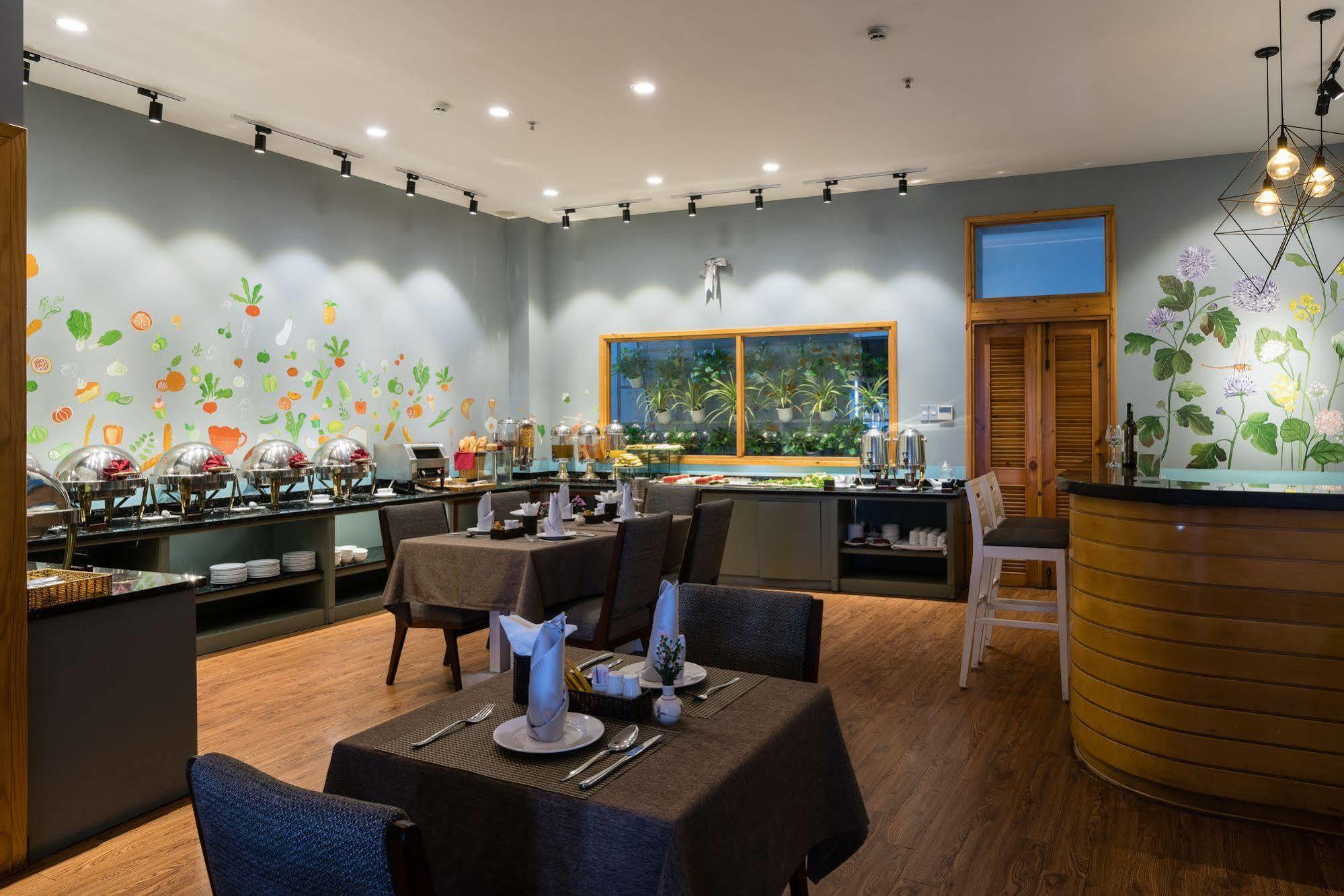 Hotel Asian Ruby & - 122f Bui Thi Xuan Street