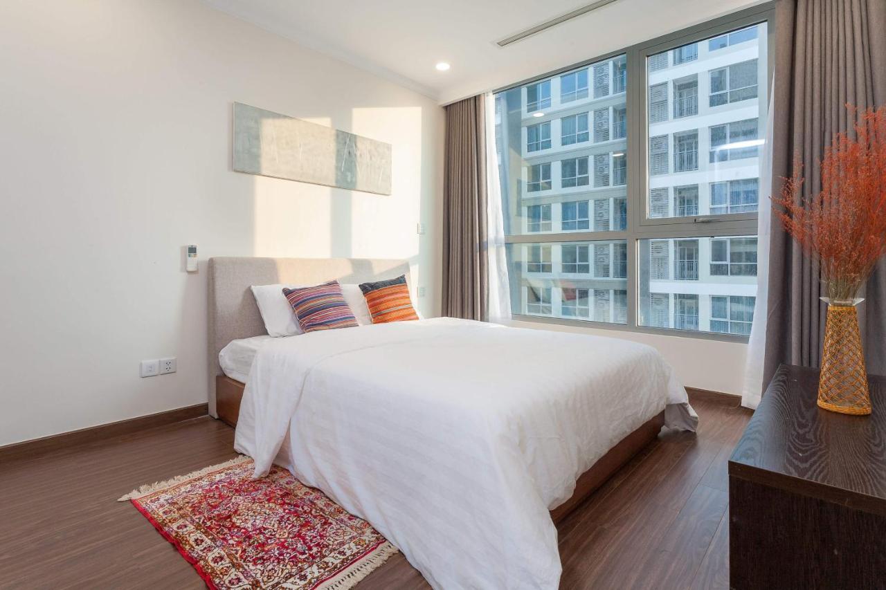 Vinhomes Central Park - Christine Properties Apartment *