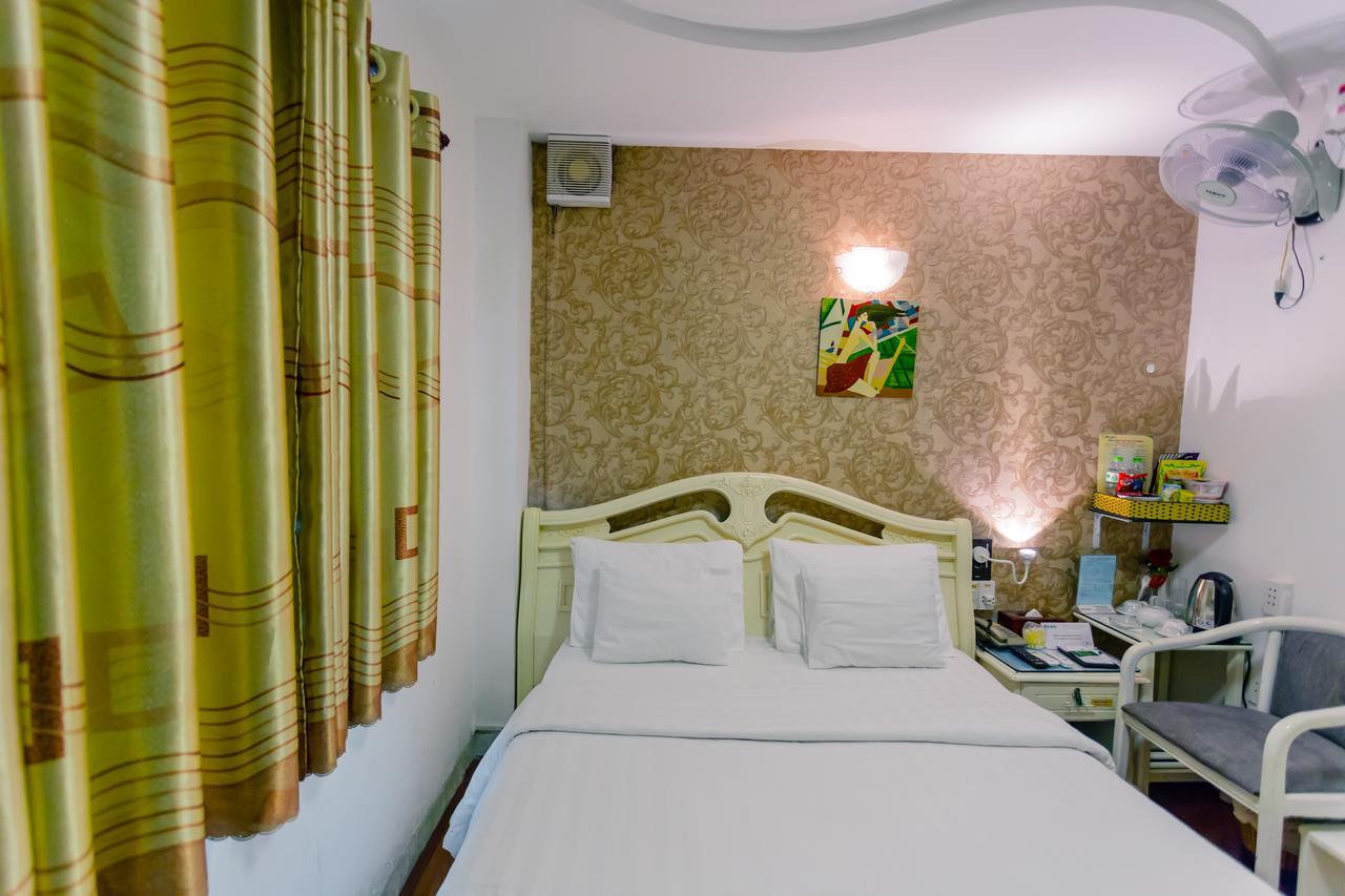 A25 - 22 Nguyen Cu Trinh 2* Ho Chi Minh City