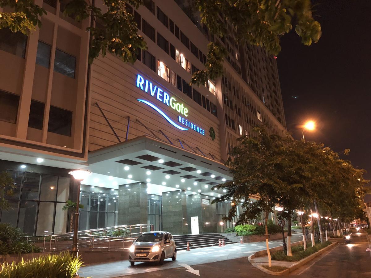 Saigon - River Gate Riverside Apartment