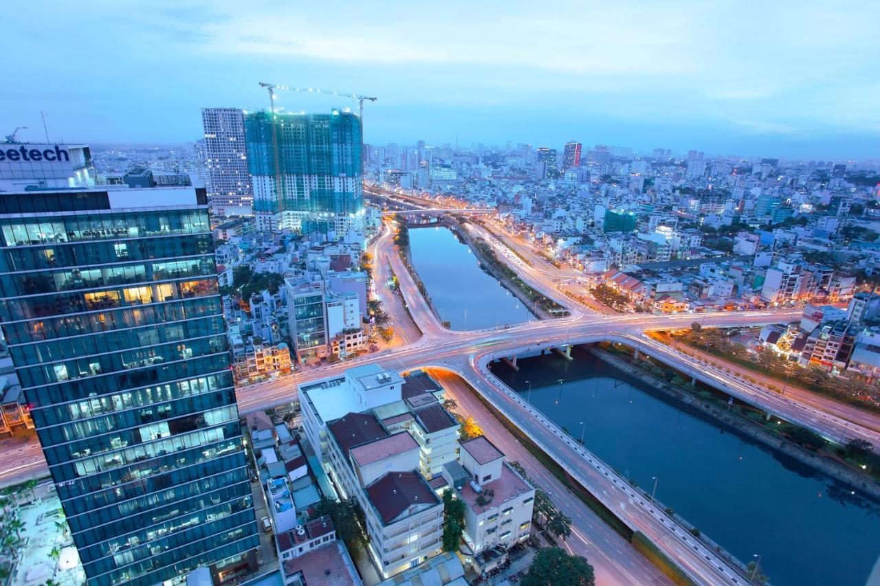 Ami Splendid Rooftop Pool * Ho Chi Minh City