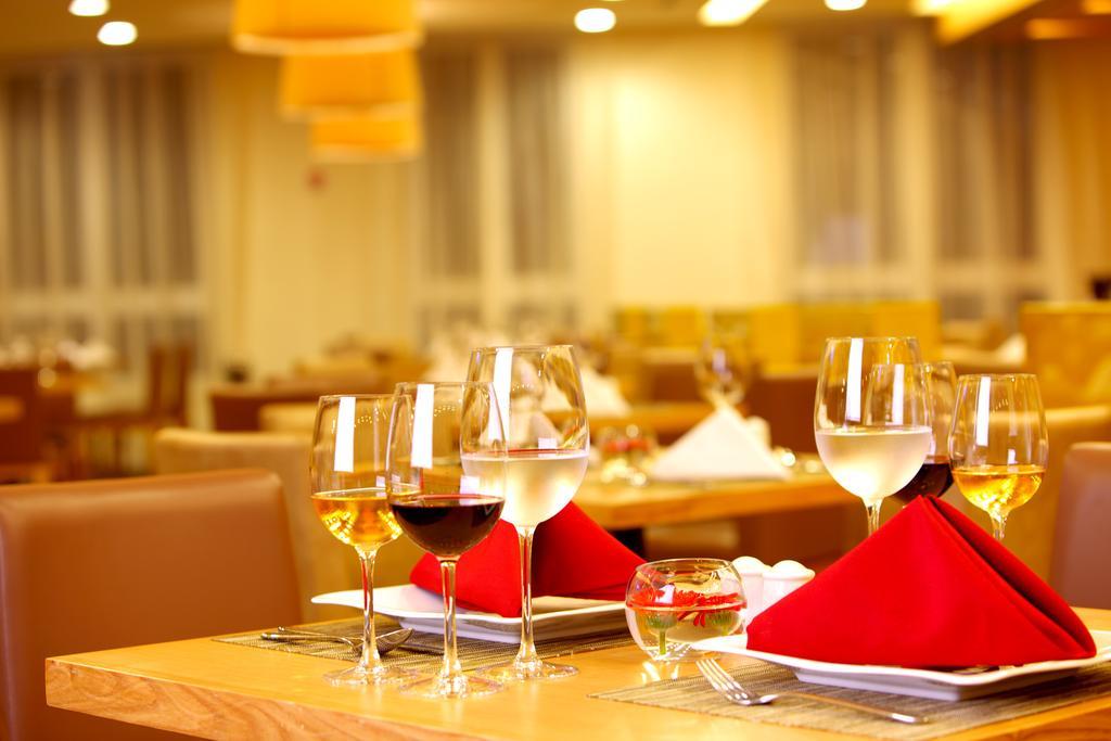 Liberty Saigon Centre Hotel 4*