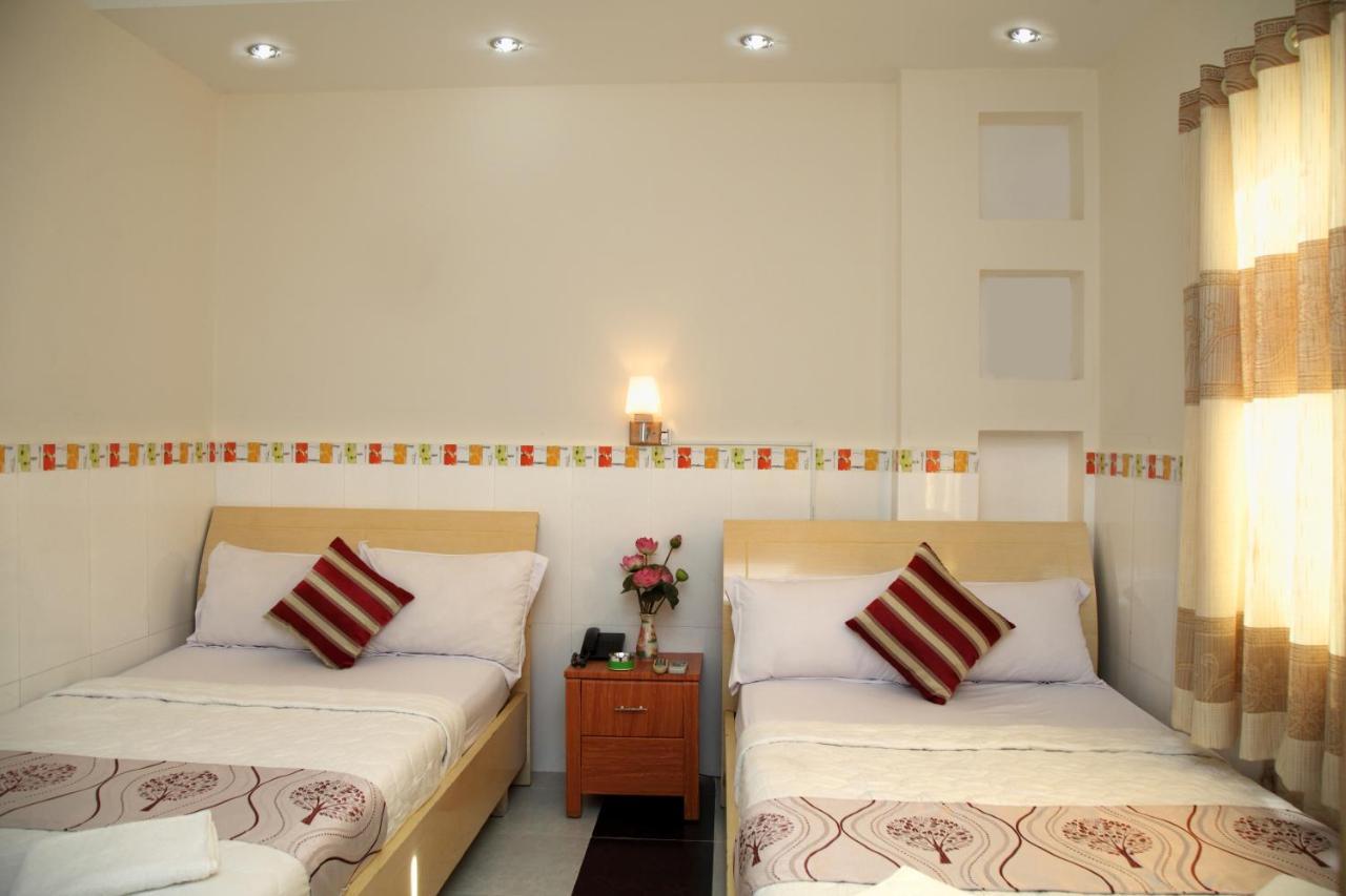 Expats Minh Quang Hotel *