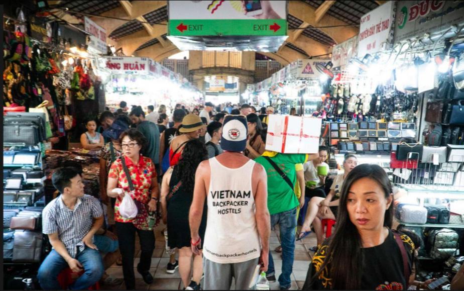 Vietnam Backpacker - Saigon *