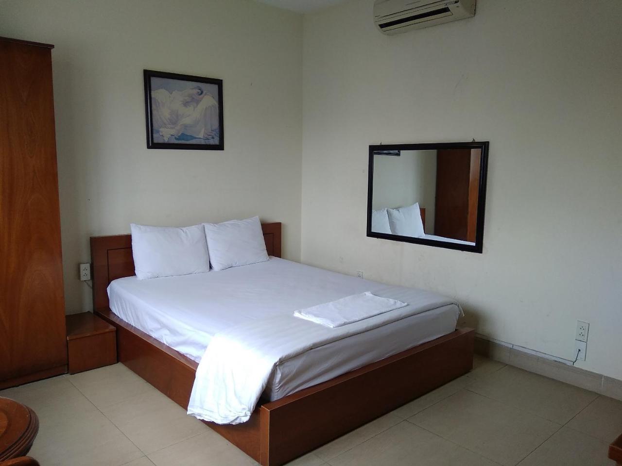 The Six Hotel-hoang Long Son 3 Ho Chi Minh City