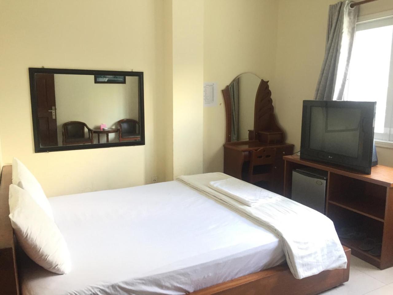 The Six Hotel-hoang Long Son 3 Hotel