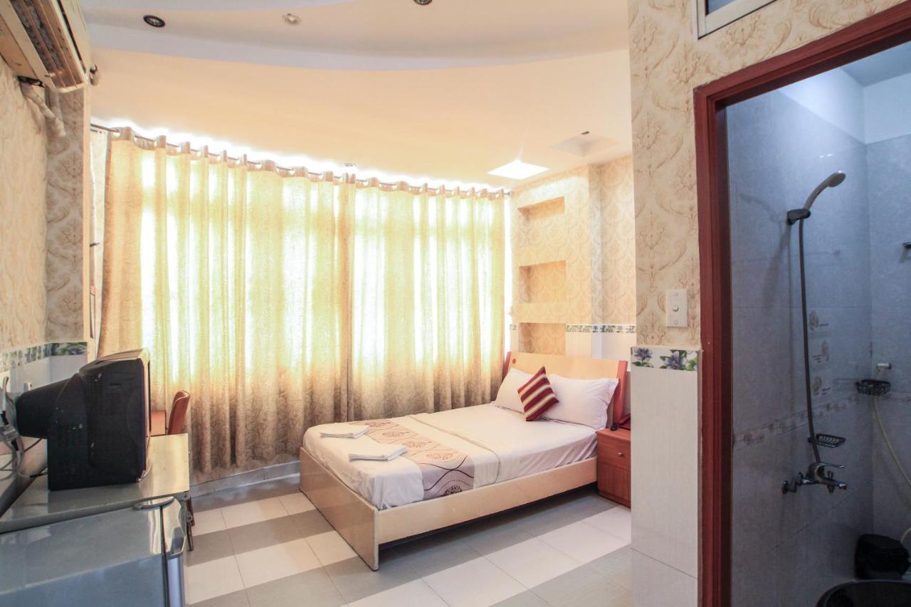 Expats Minh Quang *