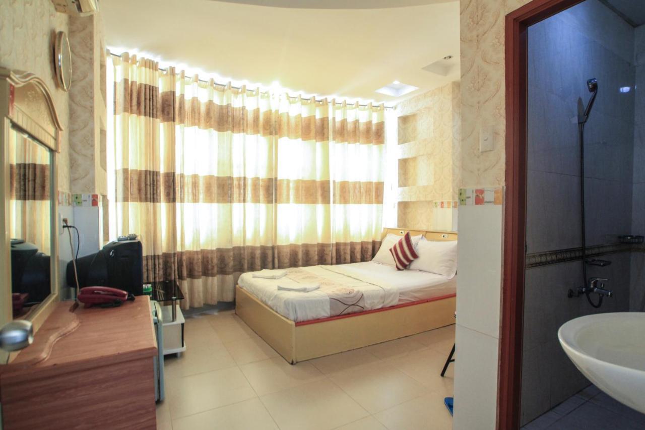 Expats Minh Quang Hotel Ho Chi Minh City