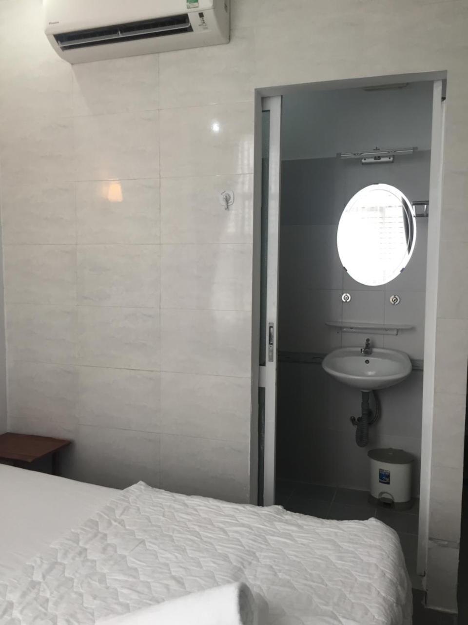 Vy Khanh Guest house 2*