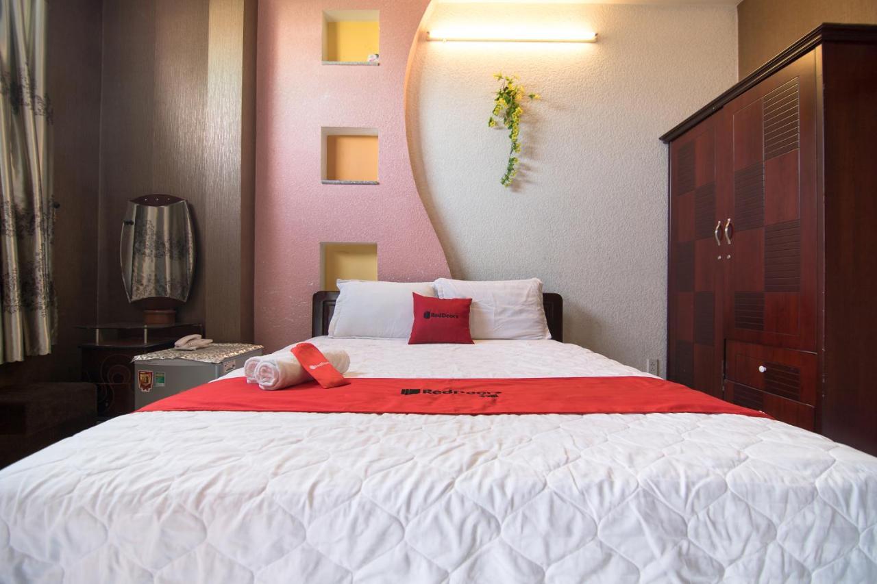 Reddoorz Near Aeon Mall Tan Phu 2 Khách sạn