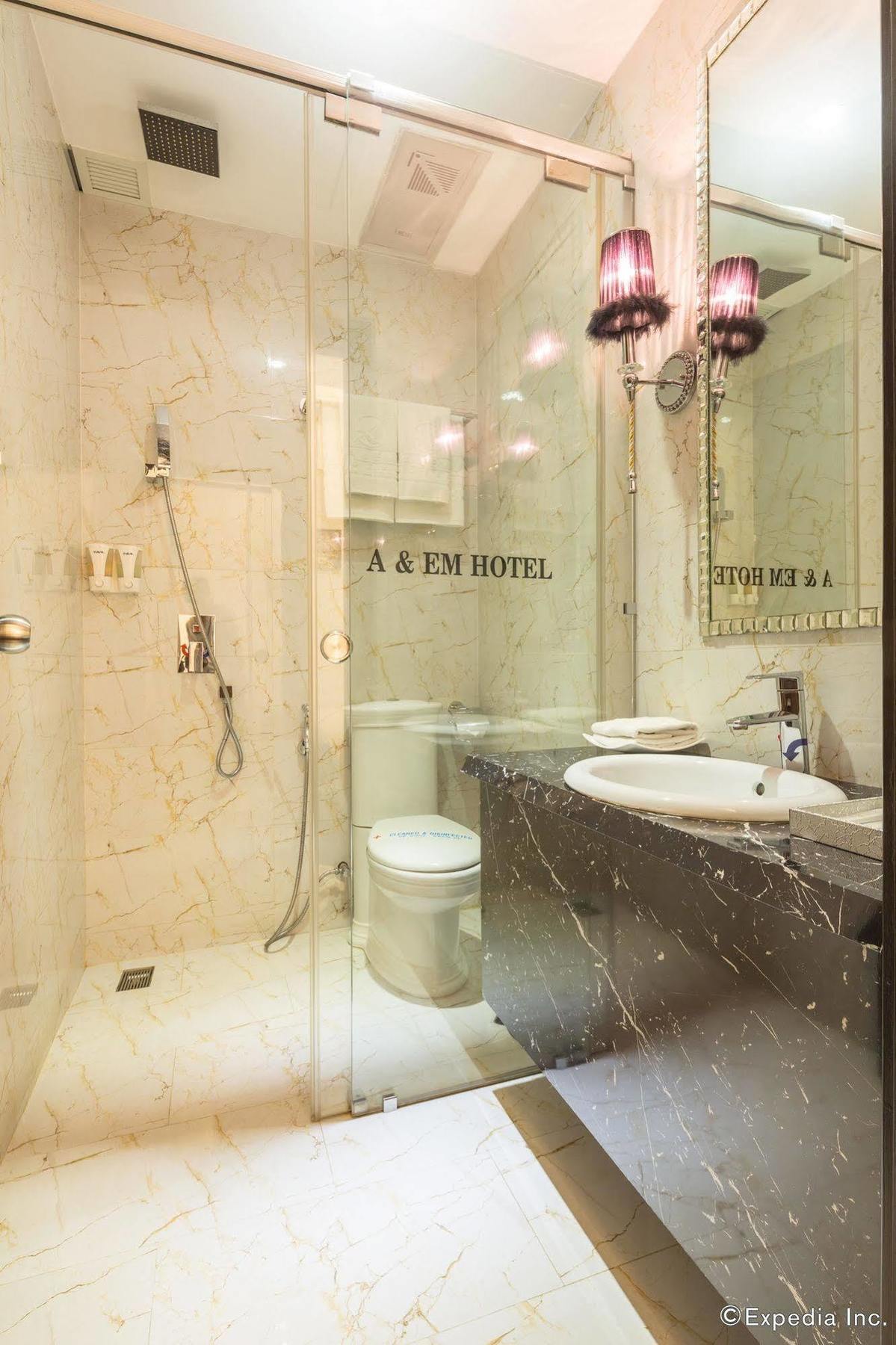 A&em Ba Trung Hotel 3*