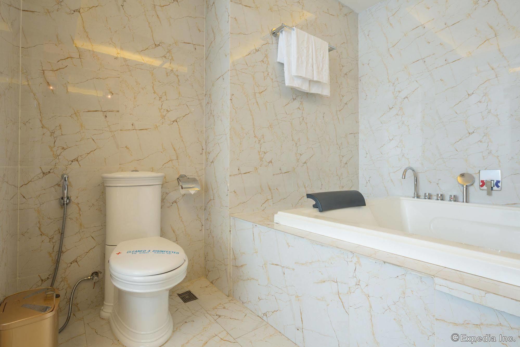 Hotel A&em Ba Trung Ho Chi Minh City
