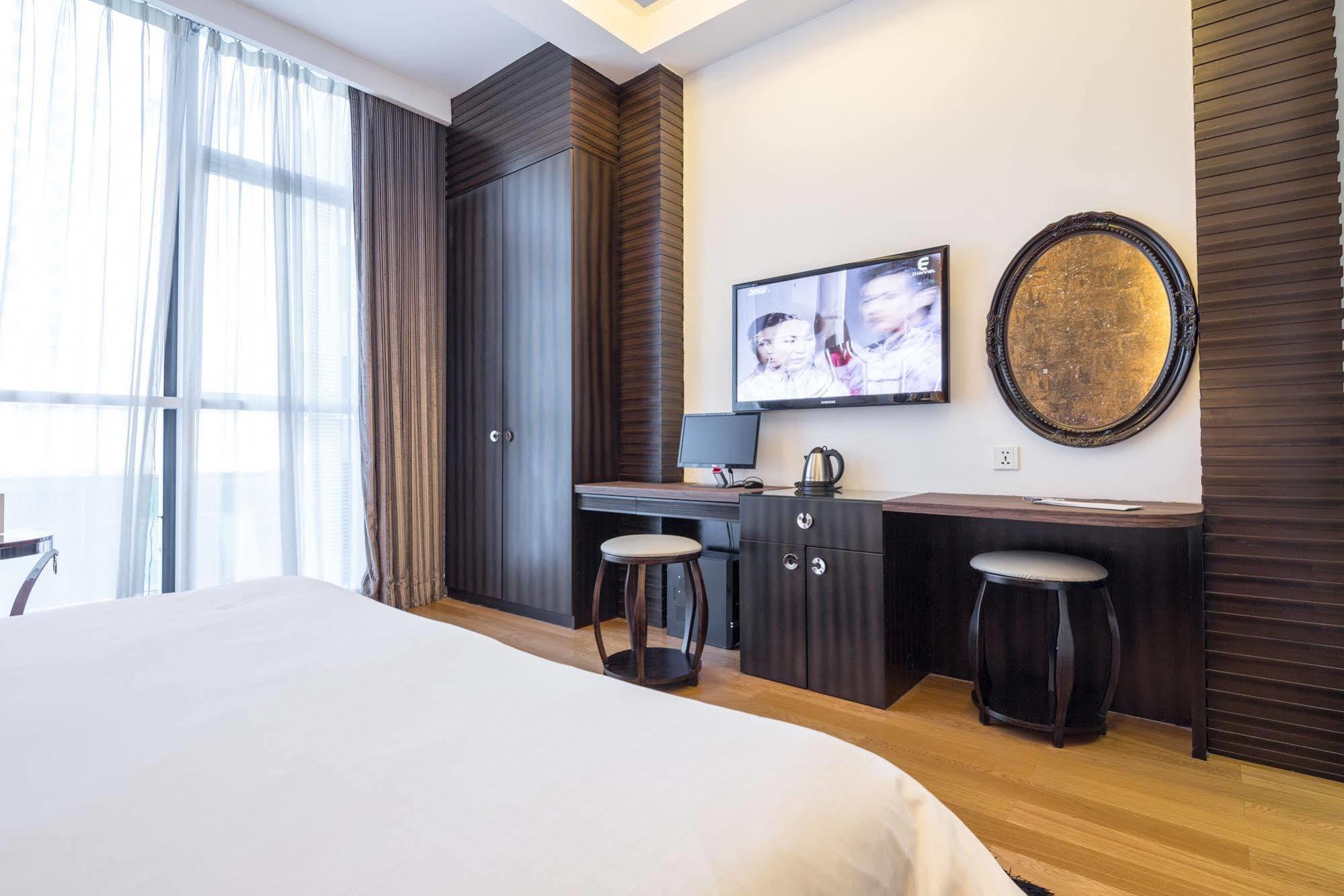 A&em Ba Trung Hotel 3*