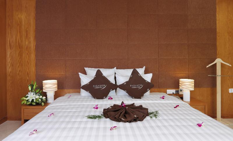 Hotel Paradise Saigon Boutique & 4*
