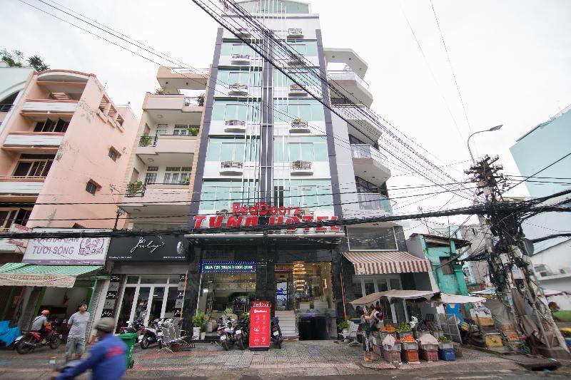 Hotel Reddoorz Near Ben Thanh Market