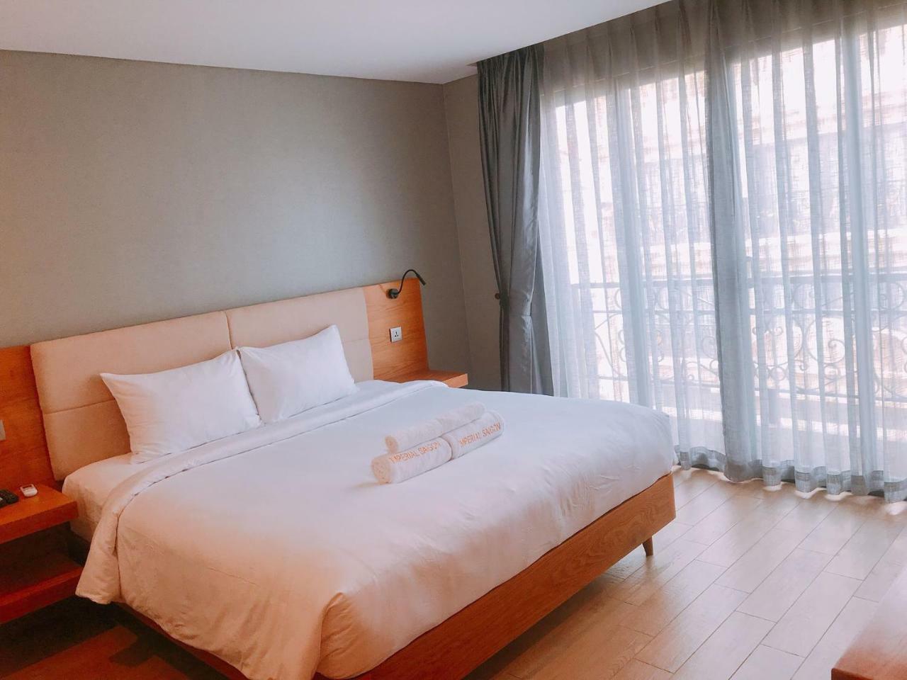 Imperial Saigon 3*