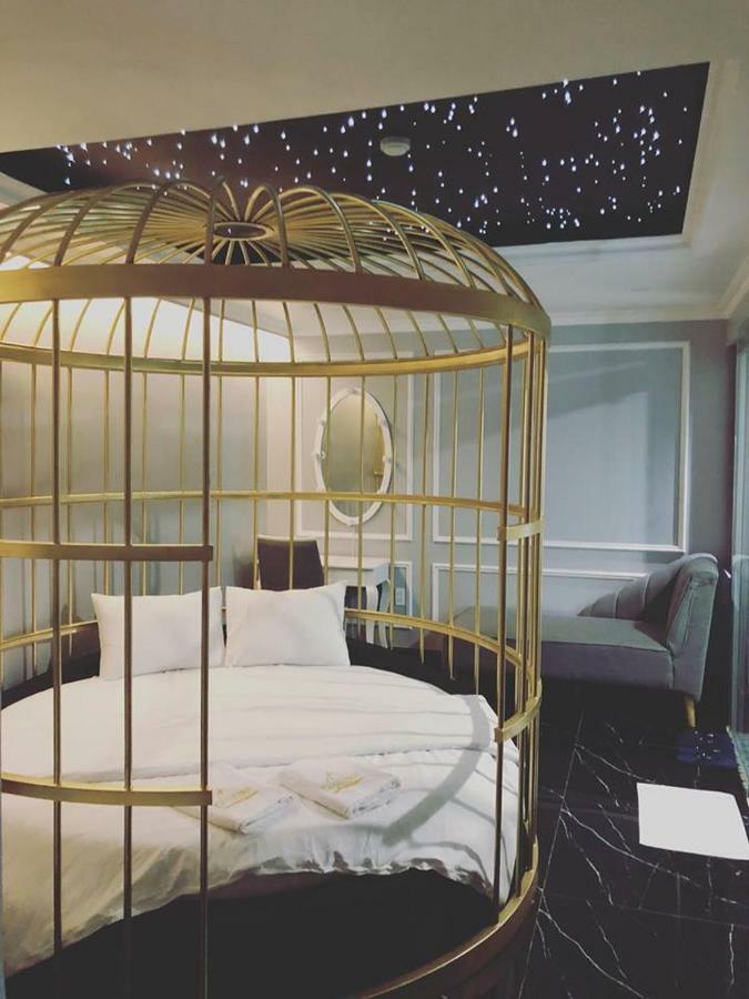 Hotel La Galerie 3*