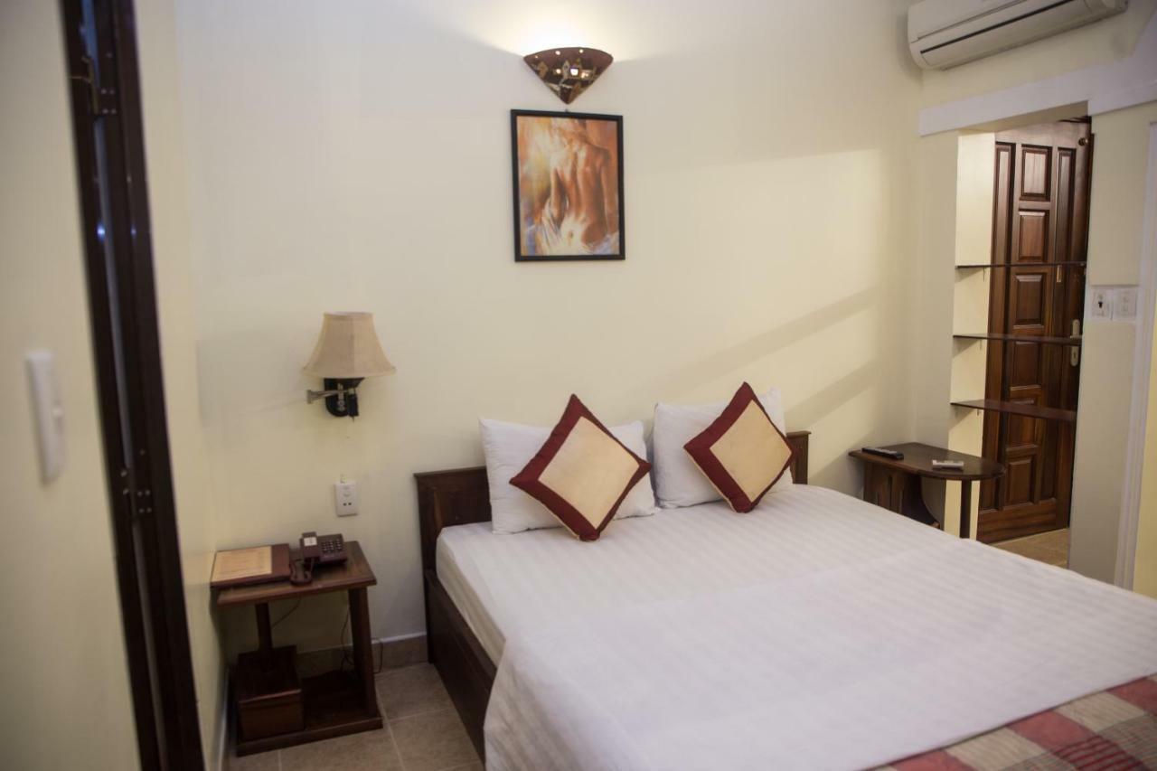 Hotel Caroline