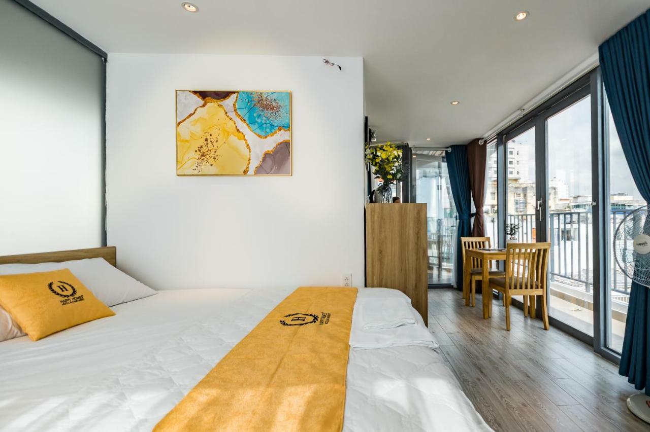 Happyhomes 102 Luxury Bui Vien * Ho Chi Minh City