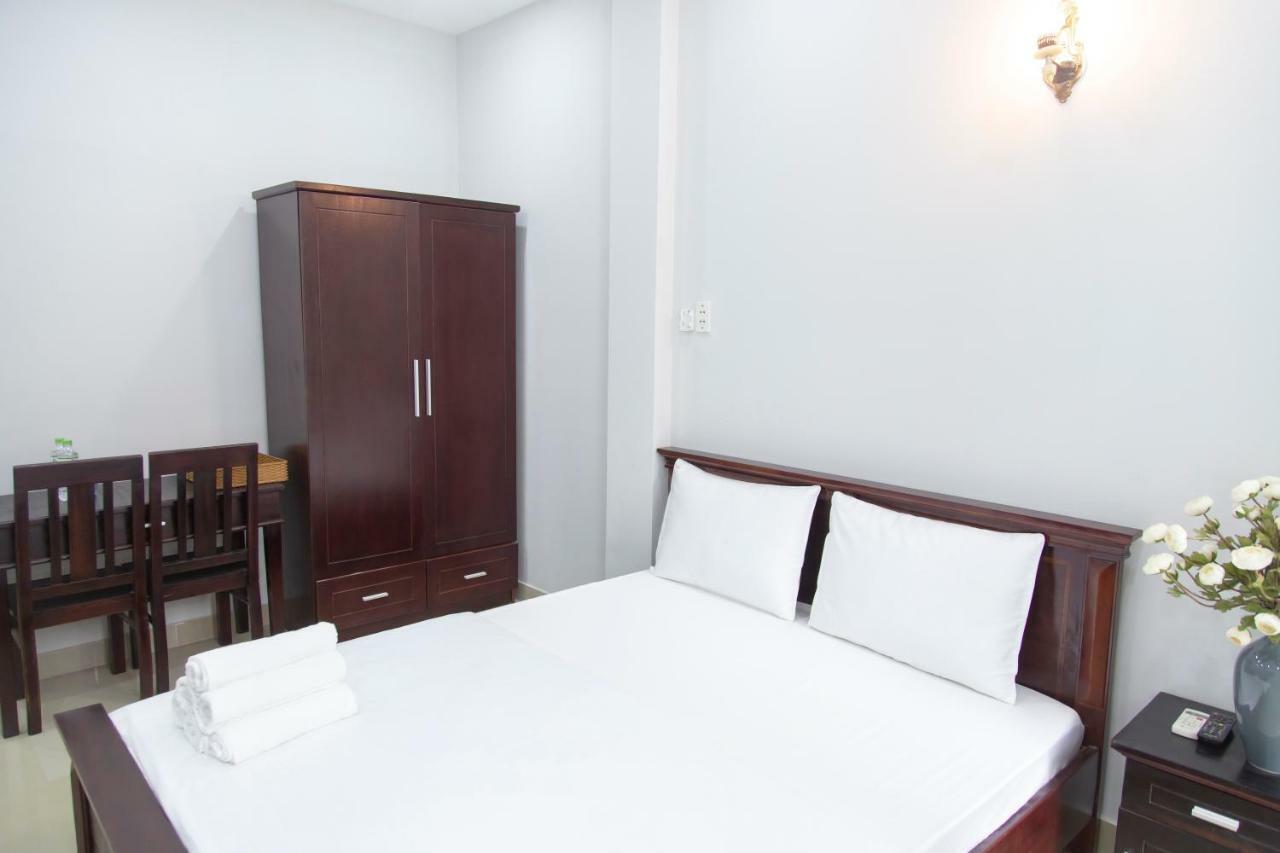 Aparthotel Airanc 602 - Free Airport Shuttle 3*
