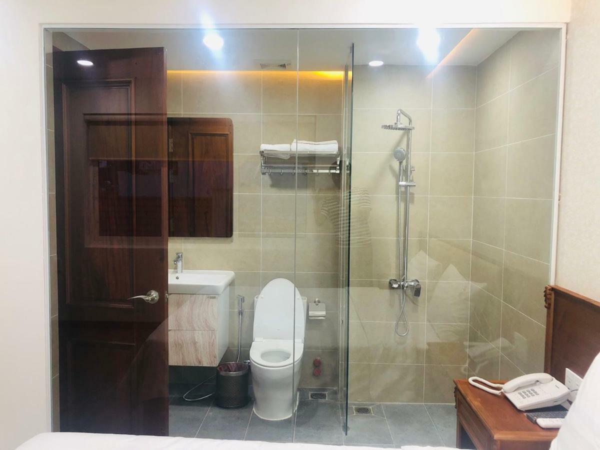Hotel Doha 2 Saigon Airport 3*