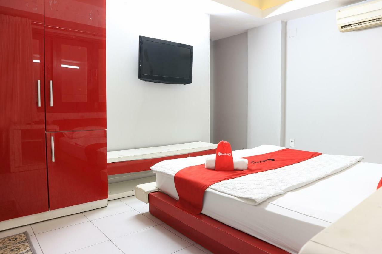 Reddoorz Near Gia Dinh International Hospital Hotel 2*