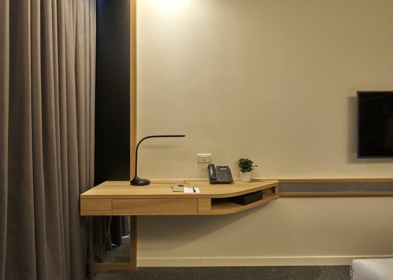 Zazz Urban Hotel