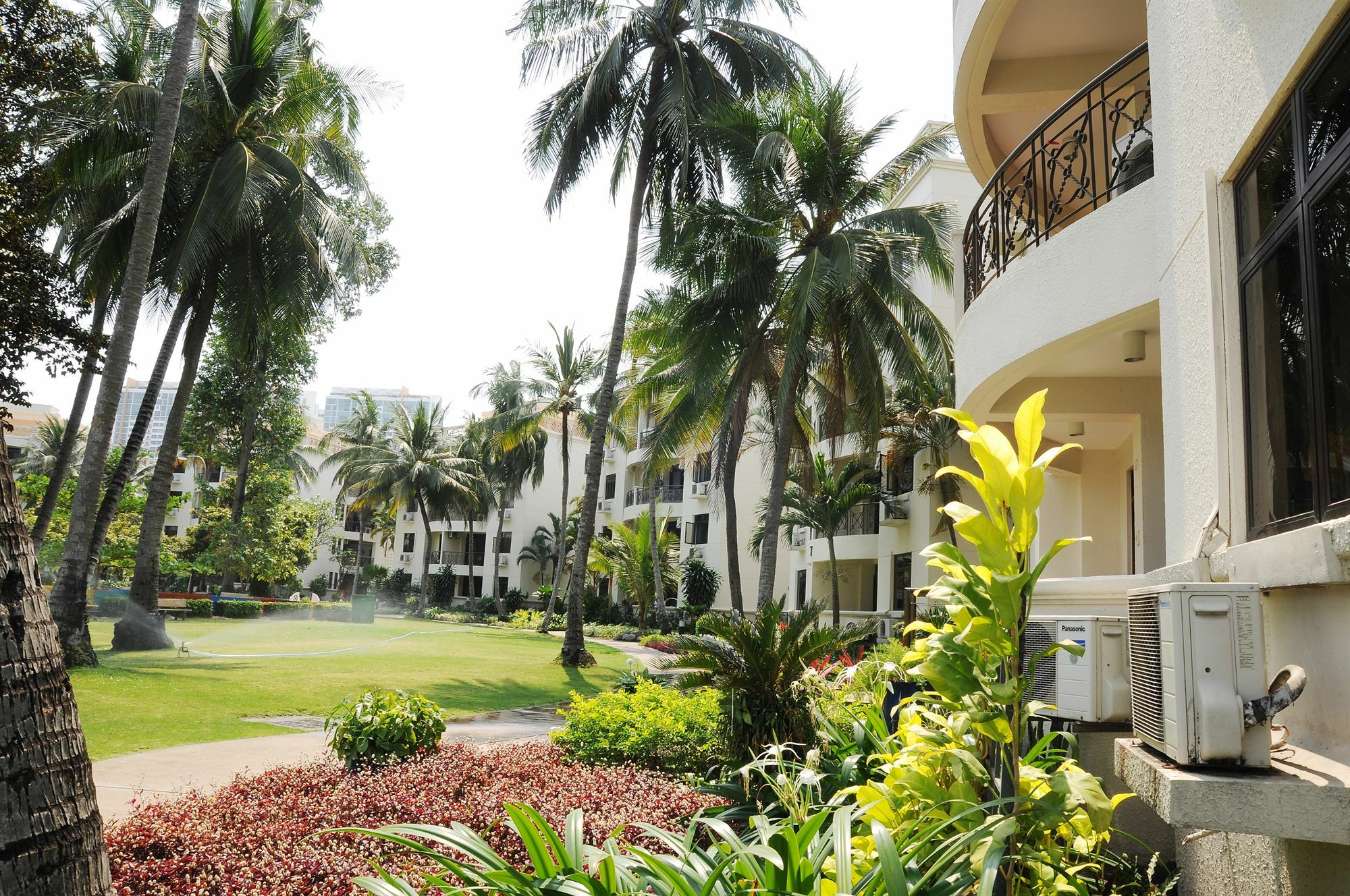 Aparthotel Riverside Serviced 4*