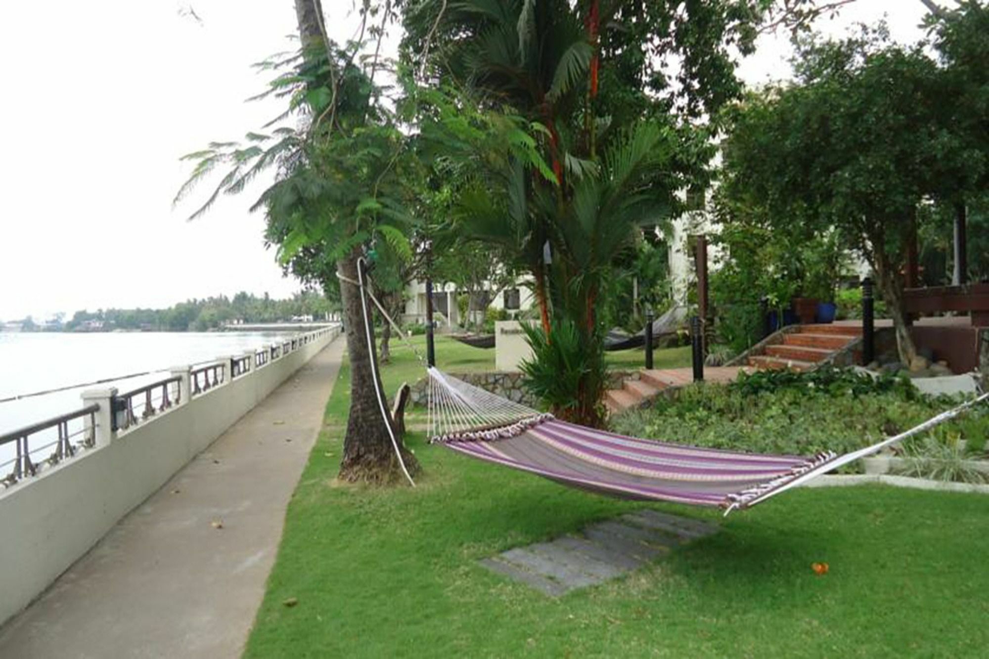 Riverside Serviced 4* Ho Chi Minh City