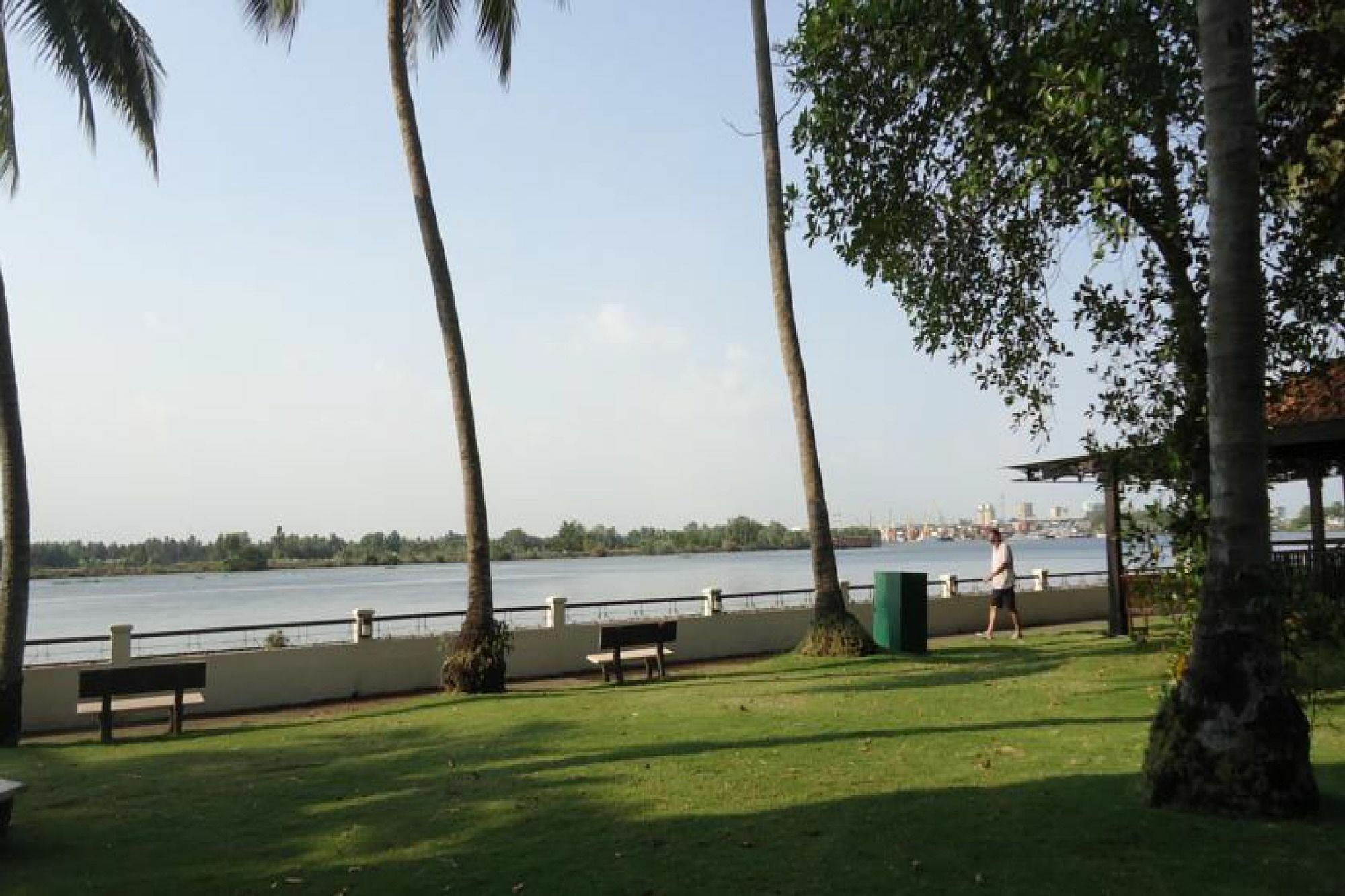 Aparthotel Riverside Serviced Ho Chi Minh City
