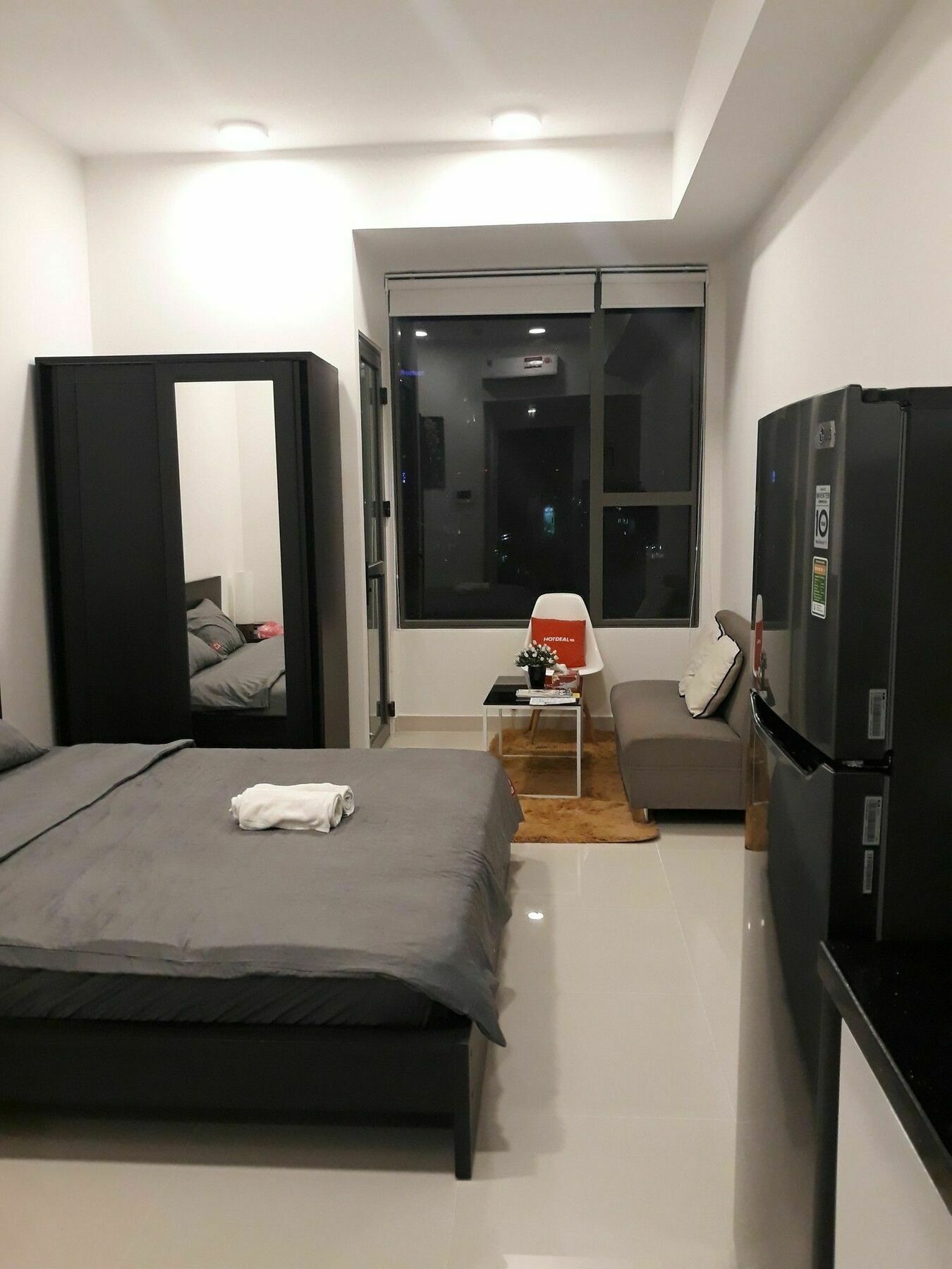 River Gate Apartment