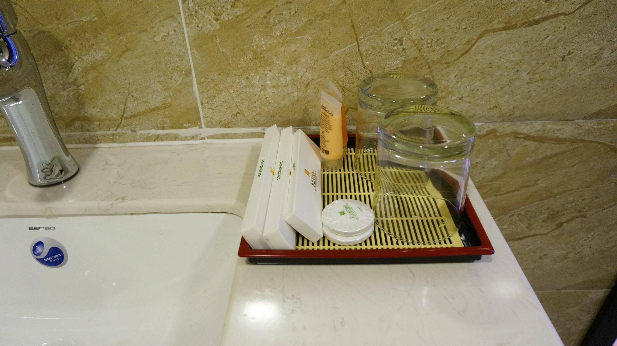 Emerald 3* TP. Hồ Chí Minh