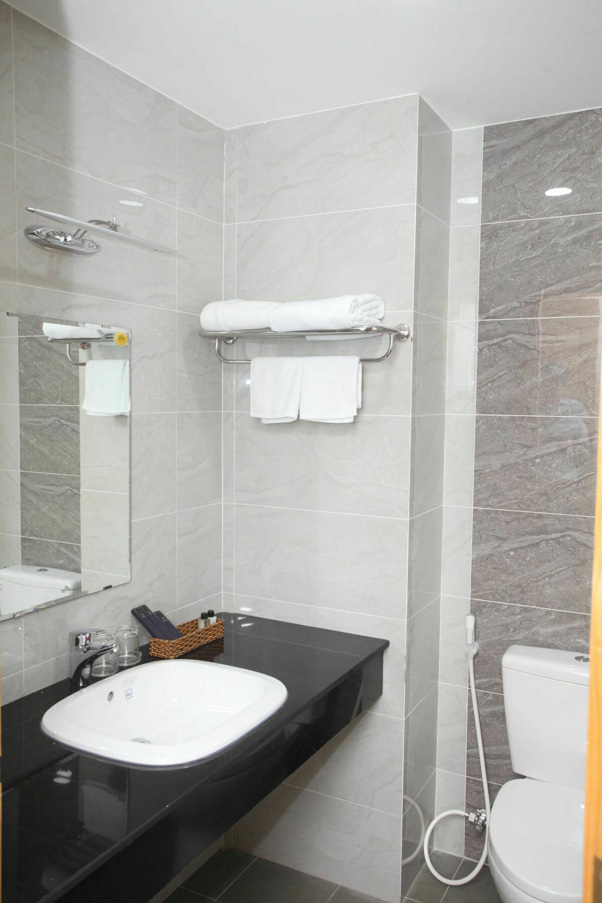 Hanz & Residences