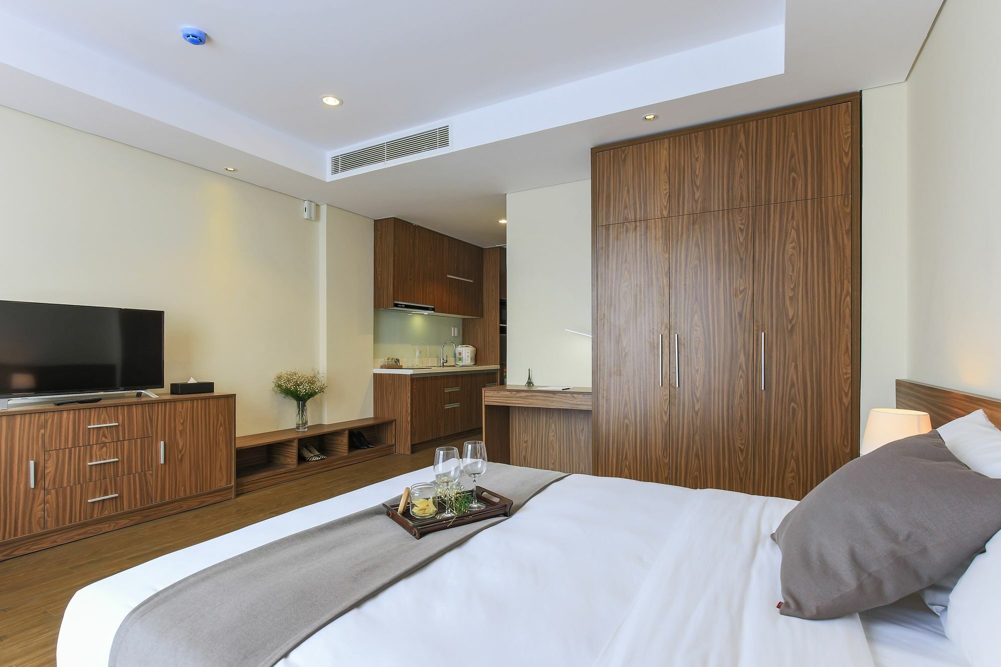Hotel Aurora Serviced (adults Only)